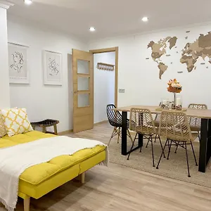 https://apt-encantador-apartamento-junto-al-ayuntamiento.sansebastianhotels.net